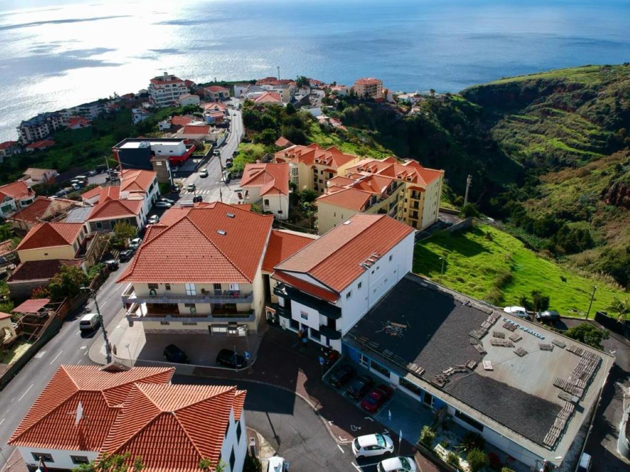 Mountain View Star Apartment Estreito Da Calheta Ngoại thất bức ảnh