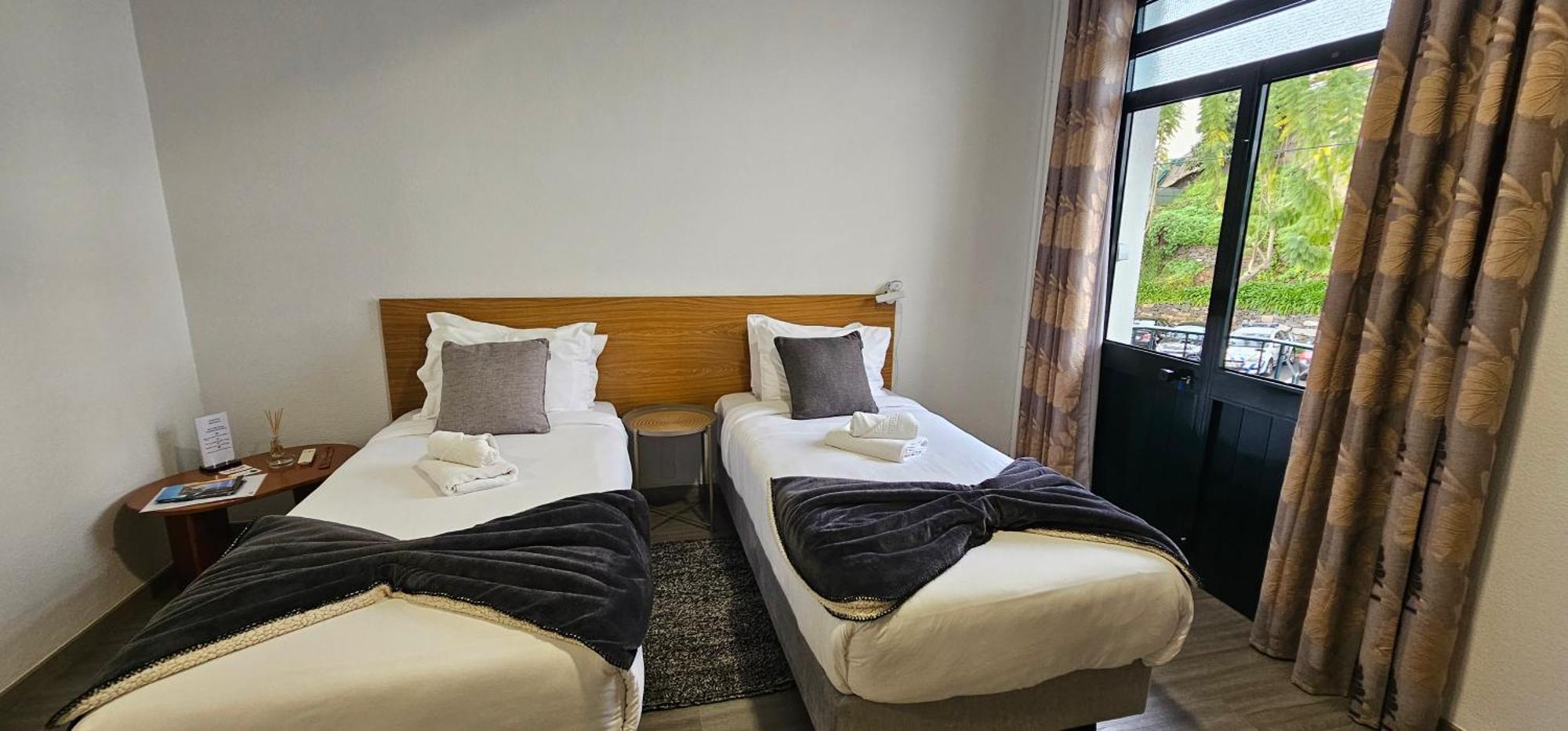 Mountain View Star Apartment Estreito Da Calheta Ngoại thất bức ảnh