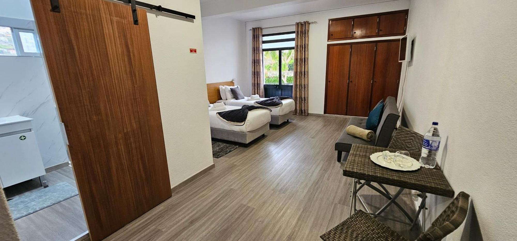 Mountain View Star Apartment Estreito Da Calheta Ngoại thất bức ảnh